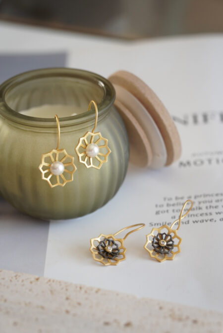 Σκουλαρίκια Gold Linear Flowers
