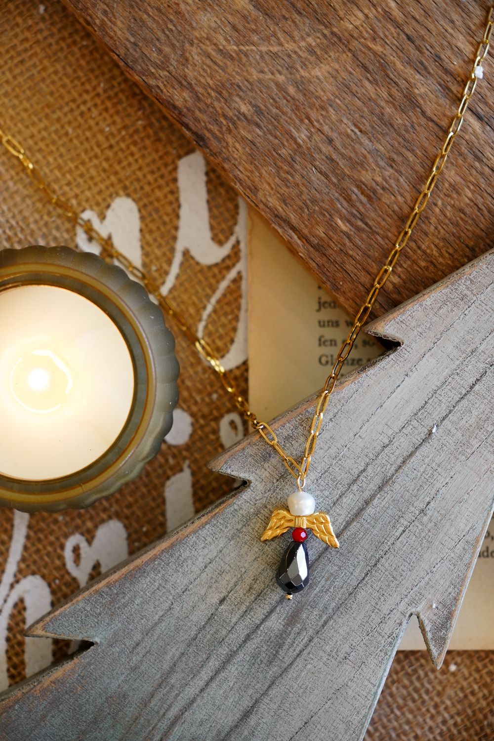 Κολιέ Άγγελος