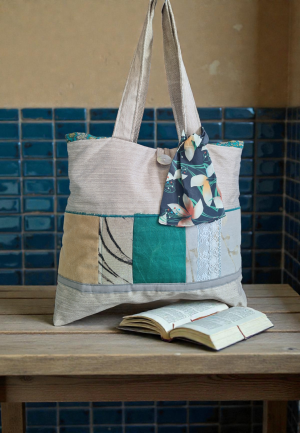 Τσάντα Tote Colored Tiles