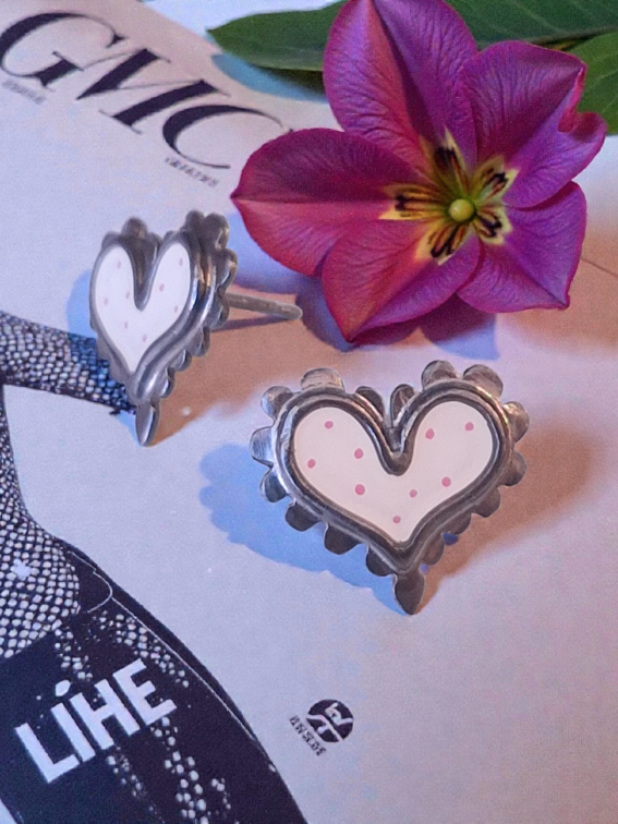 Σκουλαρίκια Καρδιές Polka Dots in Cream Καρφωτά