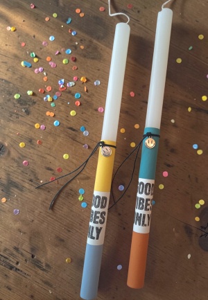 Λαμπάδα "Good Vibes Only"